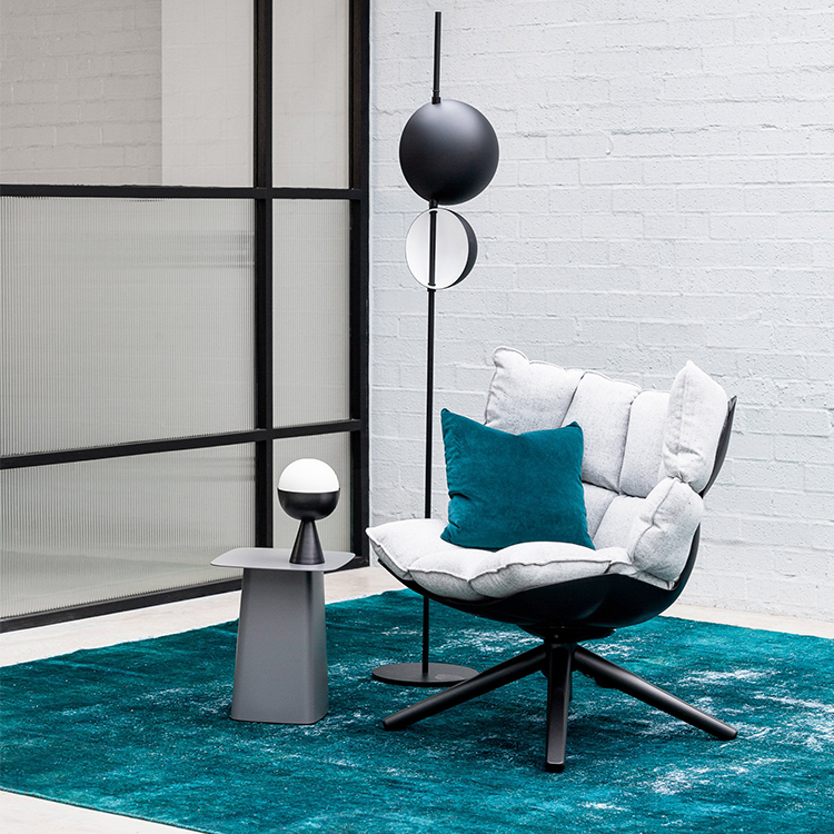 白色布款稻殼椅Husk chair肌肉玻璃鋼稻田洽談酒店休閑椅Patricia Urquiola