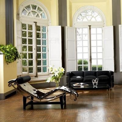 瑞士巴黎勒.柯布西耶設(shè)計(jì)辦公休閑沙發(fā)椅 Le Corbusier Sofa Lc3