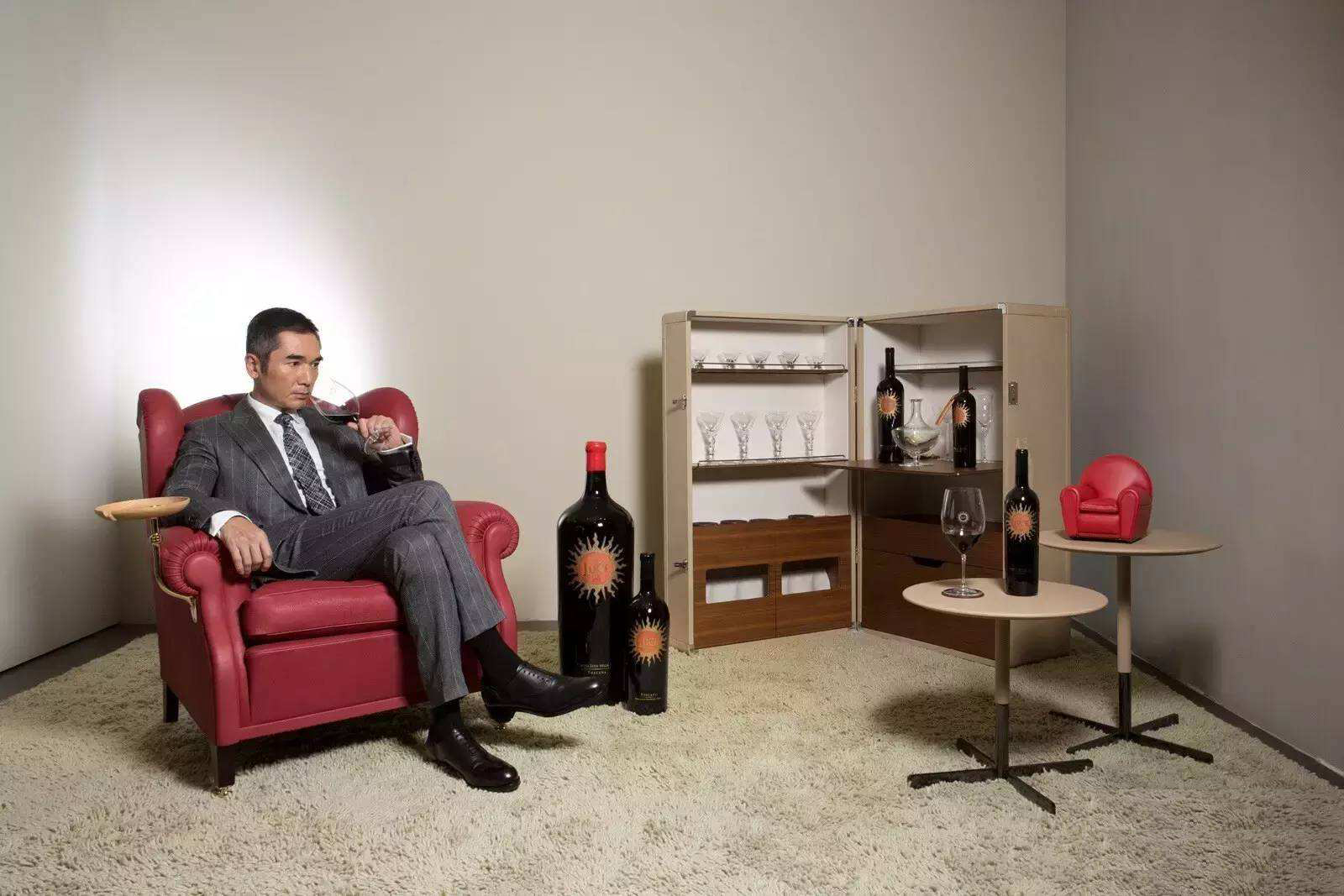 Poltrona Frau AR CADIA-CHESTER ONE 接待明星歐式復(fù)古老虎家具 歐式沙發(fā)定制各種現(xiàn)代休閑 帶邊幾的椅子 座椅