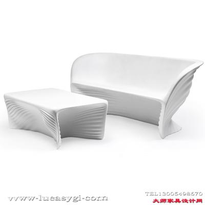 設(shè)計(jì)師家具 玻璃鋼波浪紋戶(hù)外茶幾 電視電影廣告道具出租