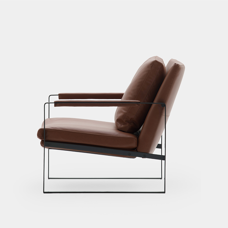 設(shè)計師五金家具 意式時尚休閑椅子簡約現(xiàn)代單人客廳陽臺洽談沙發(fā)椅子