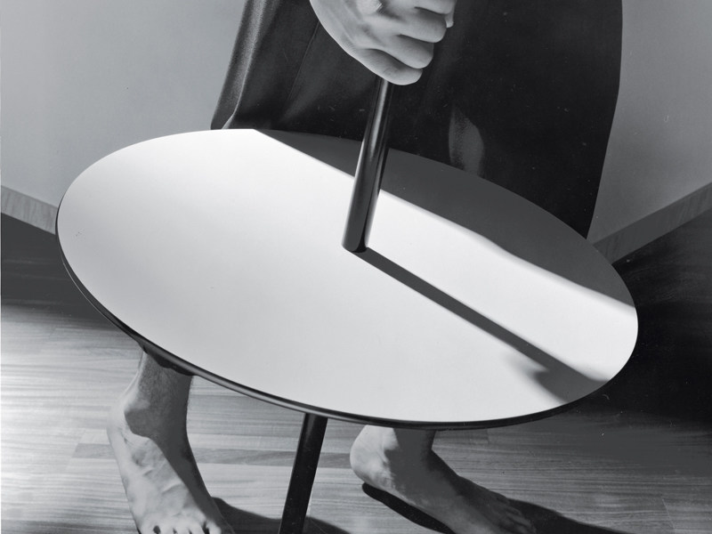 手提茶幾大全 五金 實木 廠家專業(yè)定制設(shè)計師家具經(jīng)典創(chuàng)意  電視電影廣告道具出租