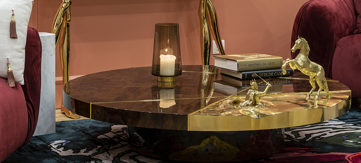 國際象棋中心桌象棋桌將死國王戰(zhàn)場古老不銹鋼實木區(qū)域格子桌