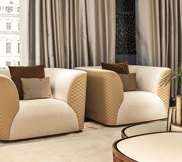 賓利家具溫斯頓刺繡沙發(fā)BENTLEY HOME WINSTON  sofa 單人位雙人位三人位沙發(fā)