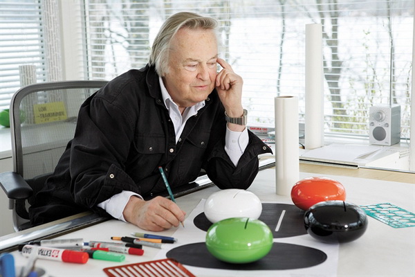 1506131949728829.jpg Eero-Aarnio-1.jpg