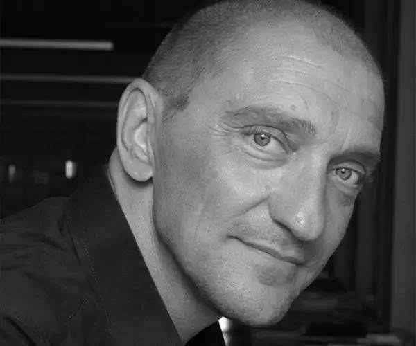 引領(lǐng)藝術(shù)潮流——設(shè)計(jì)界靈魂人物米蘭建筑設(shè)計(jì)師Rodolfo Dordoni