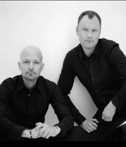 設(shè)計師Busk+Hertzog (巴斯克+赫索格)和他們的蘋果真愛椅